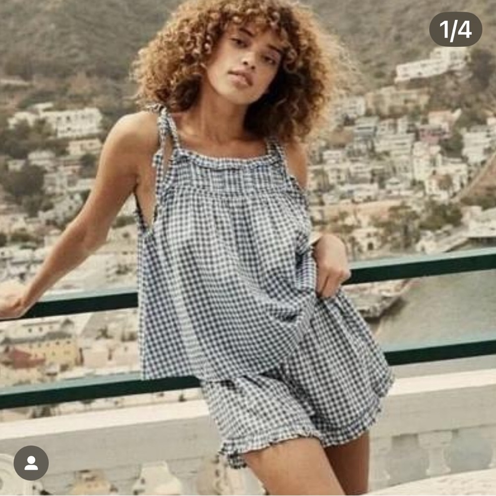 Doen Blue and White Gingham Women Shorts